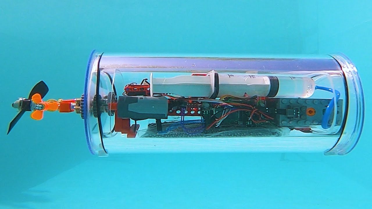 working lego submarine 4 0 te permite explorar las profundidades